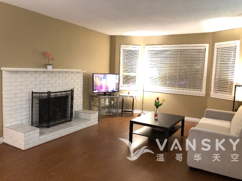 230105113700_Living Hall.jpg